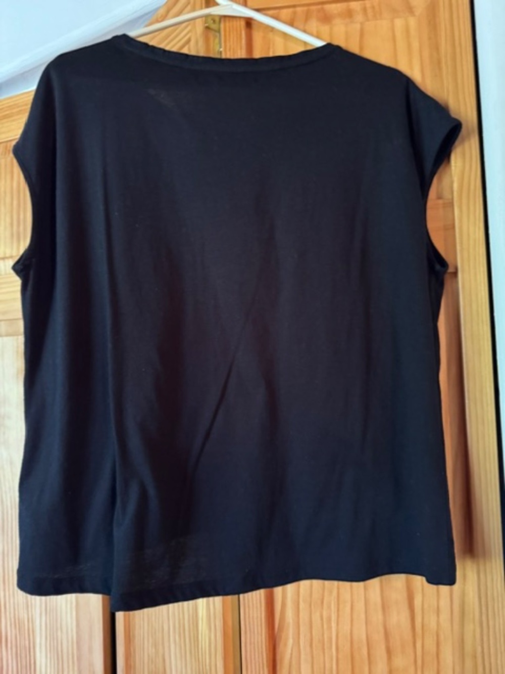 DKNY black top new size medium - Picture 2 of 4